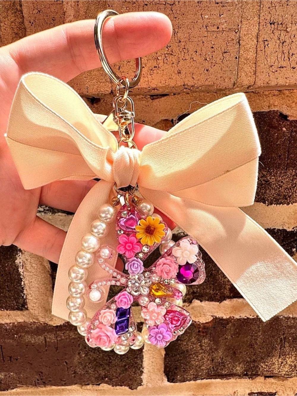 Floral Bow Keychain in Pink & White